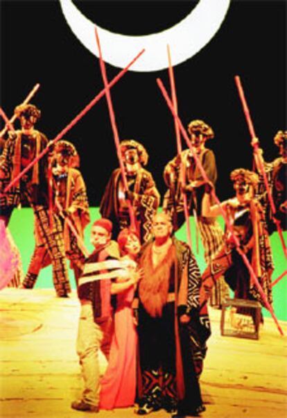 La ópera <i>L'Upupa,</i> de Hans Werner Henze, en el Festival de Salzburgo.