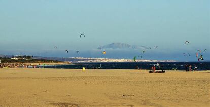 Tarifa y la costa marroquí desde Valdevaqueros.