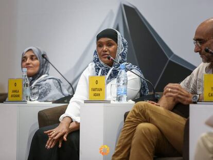 Los finalistas de los premios Aurora Prize Ms. Fartuun Adan, Jamila Afghani y Tom Catena.