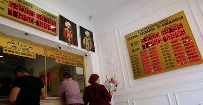 Casa de cambio en Estambul, Turquía.