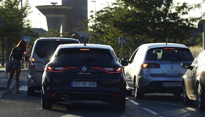 Controles de prostitución en el polígono Marconi, de Madrid.