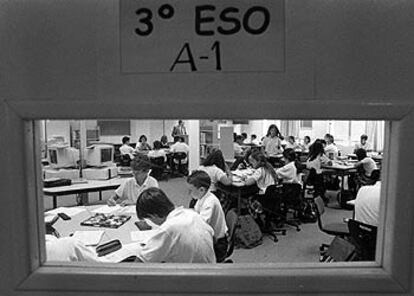 Alumnos en una clase de 3º de ESO en un colegio de Madrid.