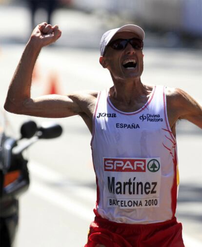 El madrileño, tras cruzar segundo la línea de meta en la última jornada del Campeonato de Europa de Atletismo, celebrado en Barcelona.