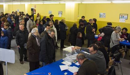 Colegio electoral Frederic Godas de Lleida.