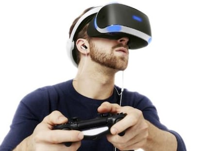 PS VR, el casco de realidad virtual desarrollado por Sony para su consola de videojuegos dom&eacute;stica Playstation 4