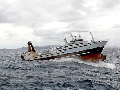 O barco pesqueiro ‘American Dynasty’, da empresa norte-americana American Seafoods.