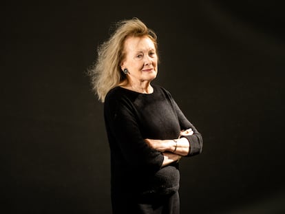 La escritora francesa Annie Ernaux, en la presentación del Festival Internacional del Libro, en Edimburgo (Reino Unido) en 2019.