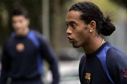Ronaldinho, durante un entrenamiento del Barcelona.