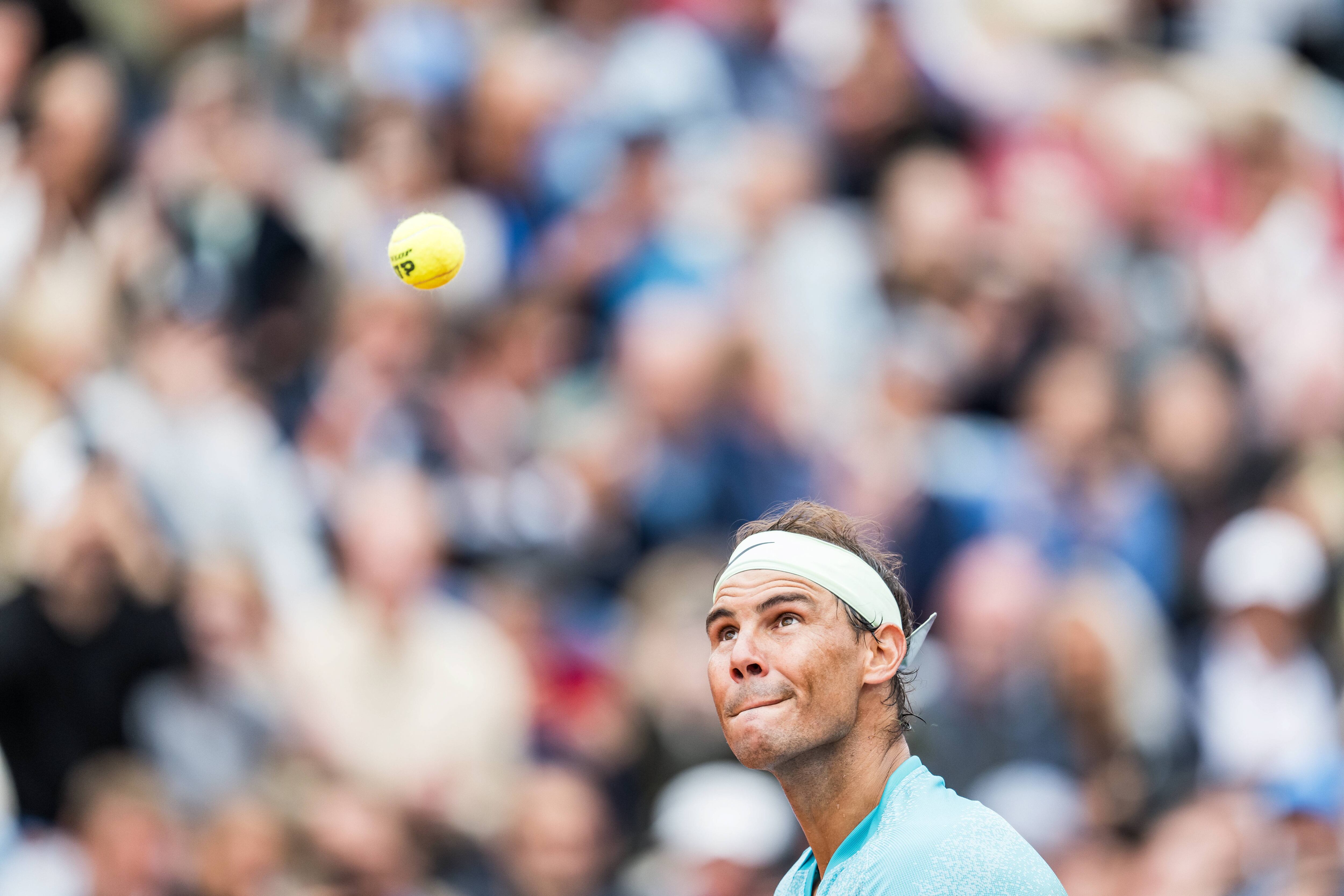 En busca del ritmo, Nadal no pierde el instinto 