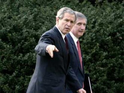 Bush y Andrew Card, en la Casa Blanca.