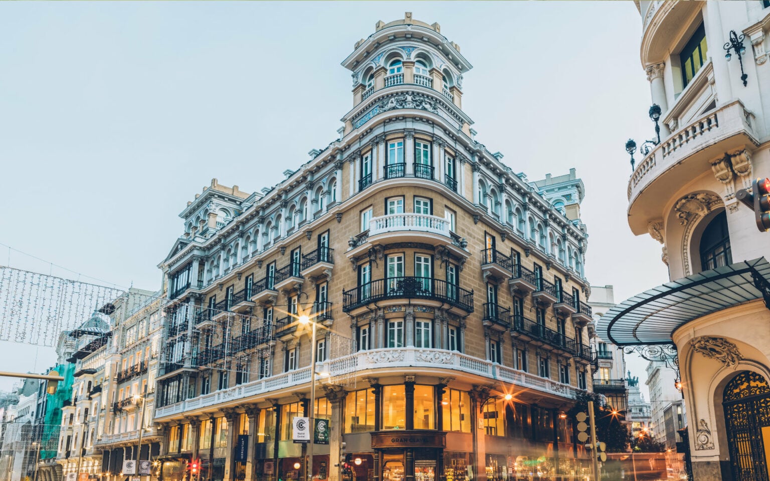 Edificio, propiedad de Millenium, del futuro hotel Nomade en la Gran Vía de Madrid, en una imagen cedida por la empresa.