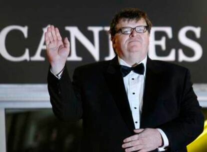 El cineasta Michael Moore, ayer en Cannes durante la presentación de su película <i>Sicko.