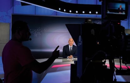 El periodista de origen mexicano Jorge Ramos, durante la grabación de un programa reciente en el plató de Univisión en Miami (Florida).