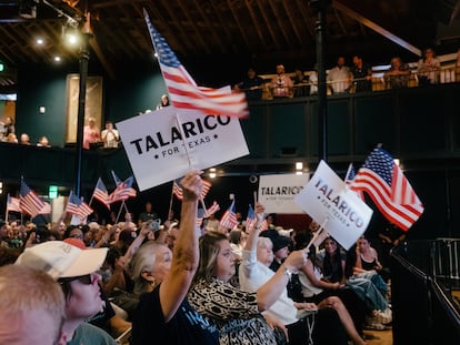 Supporters of James Talarico, a Texas Democratic primary candidate for U.S. Senate, cheer during an event, Sunday, March 1, 2026, in San Antonio, Texas