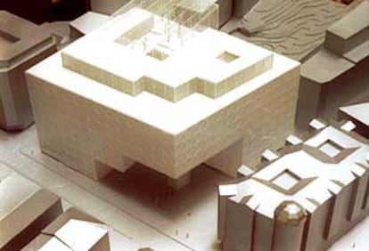 Maqueta de Rafael Moneo para la nueva sede del Gobierno de Cantabria.