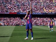 Araujo celebra su gol ante el Rayo Vallecano en el Camp Nou.