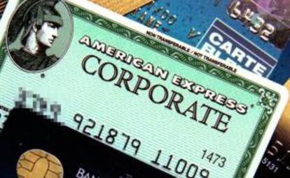 Tras presentar unos resultados preliminares de sus cuentas del cuarto trimestre de 2012, la empresa de medios de pago American Express anunció que despedirá a 5.400 trabajadores este año EFE/Archivo