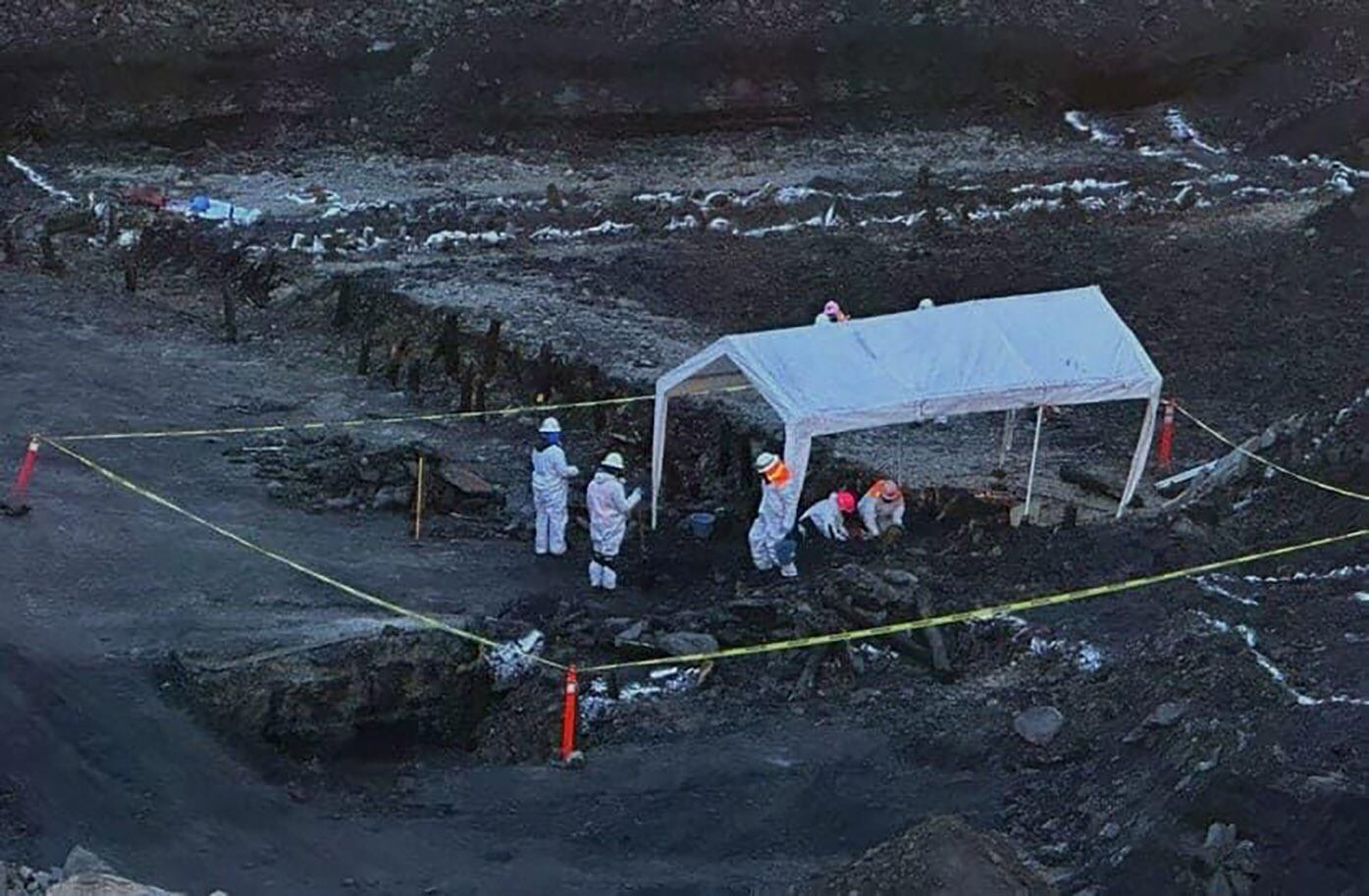 Aspecto de las tareas para recuperar los restos de los otros ocho trabajadores en el pozo de carbón del Pinabete, en el municipio de Sabinas, Coahuila, México.