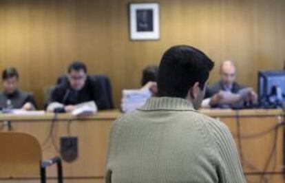 Imagen de otro juicio en la Audiencia Provincial de Madrid por "ciberacosar", en este caso a 81 chicas, la mayoría menores de edad, desde el ordenador de su casa en Chipiona (Cádiz). EFE/Archivo