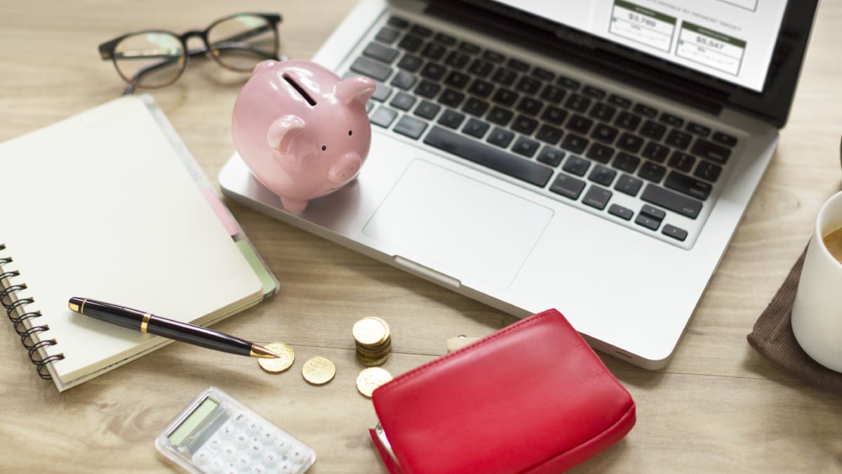 Enero es el mes elegido por empresas de telecomunicaciones, luz o agua para actualizar sus tarifas. GETTY IMAGES.