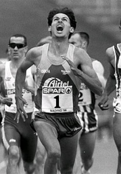 Roberto Parra, al ganar  el título europeo de 800 metros en 1996.