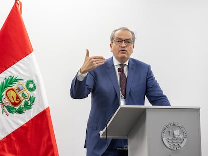 Fernando Carrillo en la Pontificia Universidad Católica del Perú en Lima, este miércoles.