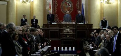 Acto en el Senado donde se ha recordado a las víctimas de la barbarie nazi.