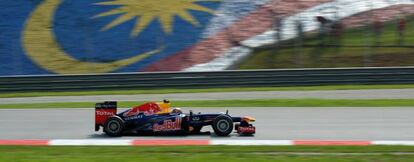 Webber rueda en Sepang.