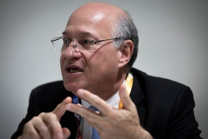 El presidente del Banco Interamericano de Desarrollo (BID), Ilan Goldfajn, durante una entrevista en la cuarta conferencia internacional para el desarrollo, celebrado en Sevilla.

