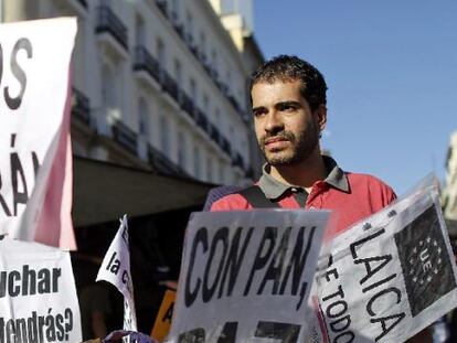 Fabio Gándara, portavoz de Democracia Real Ya, ayer en la Puerta del Sol de Madrid.