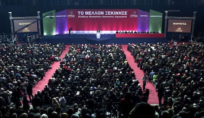 Tsipras, na apresentação de seu programa, em Atenas.