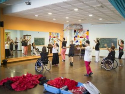 La inauguración de la Bienal de Flamenco de Sevilla reivindica la inclusión de las personas con discapacidad en el mundo del baile