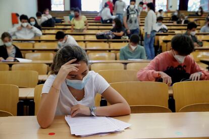 Las pruebas se desarrollarán hasta el jueves en la Comunidad de Madrid, con cerca de 38.000 alumnos. Quienes no puedan concurrir por circunstancias excepcionales tendrán convocatoria extraordinaria.