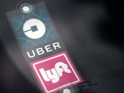 Coche de Uber y Lyft en San Diego (California, EE UU).