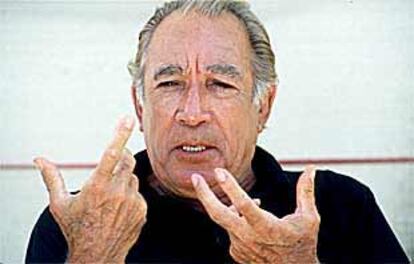 <font size="2"><b>Anthony Quinn fallece en Boston a los 86 años. </b></font> (Foto: Jesús Ciscar)