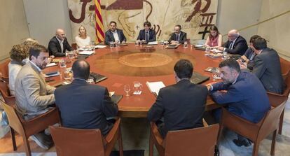 Reunió del Govern, presidida per Carles Puigdemont, aquest dimarts.