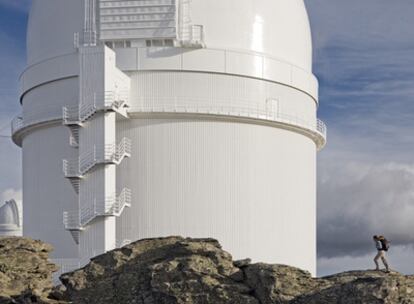 En la sierra almeriense de los Filabres se levanta el observatorio astronómico hispano-alemán de Calar Alto, construido en 1973.