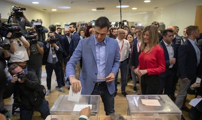 Spanish Candidates Vote At General Election