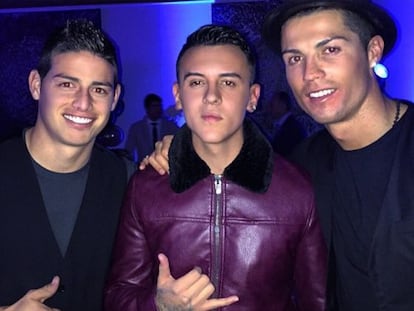 James, Kevin Rold&aacute;n y Ronaldo, en la fiesta de cumplea&ntilde;os del jugador portugu&eacute;s.