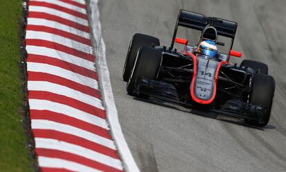 Alonso, durante la carrera en Sepang