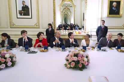 Manuel Valls preside un desayuno en el Ministerio del Interior franc&eacute;s, en enero de 2013.  