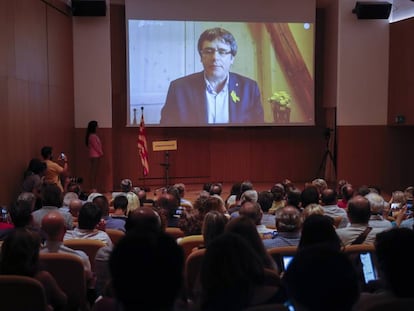 Carles Puigdemont durante la presentación de su partido ayer en Barcelona.