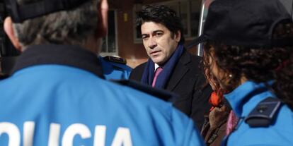 El alcalde de Alcorcón, David Pérez, en un acto de la Policía Municipal el pasado 6 de febrero.