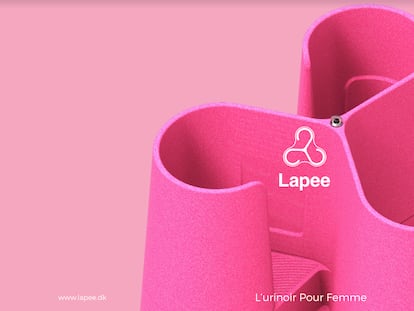 Llega el primer urinario para mujeres con el mismo sistema que el de los hombres