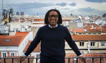 Amuda Goueli, en la terraza de la sede de Destinia en Madrid.