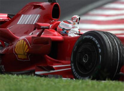 Kimi Raikkonen celebra el triunfo el pasado domingo en el circuito de Interlagos