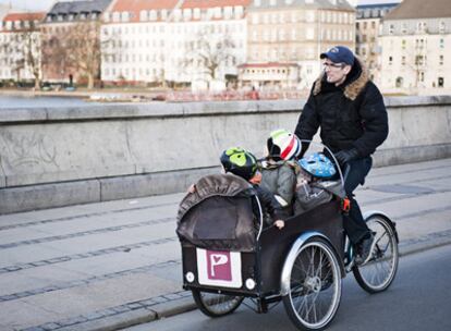 Los daneses prefieren las bicicletas para desplazarse, en parte, porque el 75% del precio de un coche son impuestos