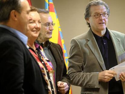 Joan Romero, a la derecha, en un acto sobre la Espa&ntilde;a federal. 