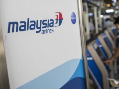 Malasia nacionaliza la aerol&iacute;nea Malaysia Airlines.