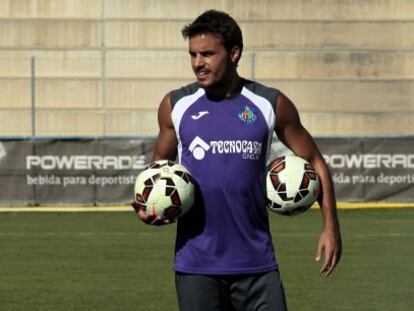 Pedro Le&oacute;n, en un entrenamiento del Getafe. 
 